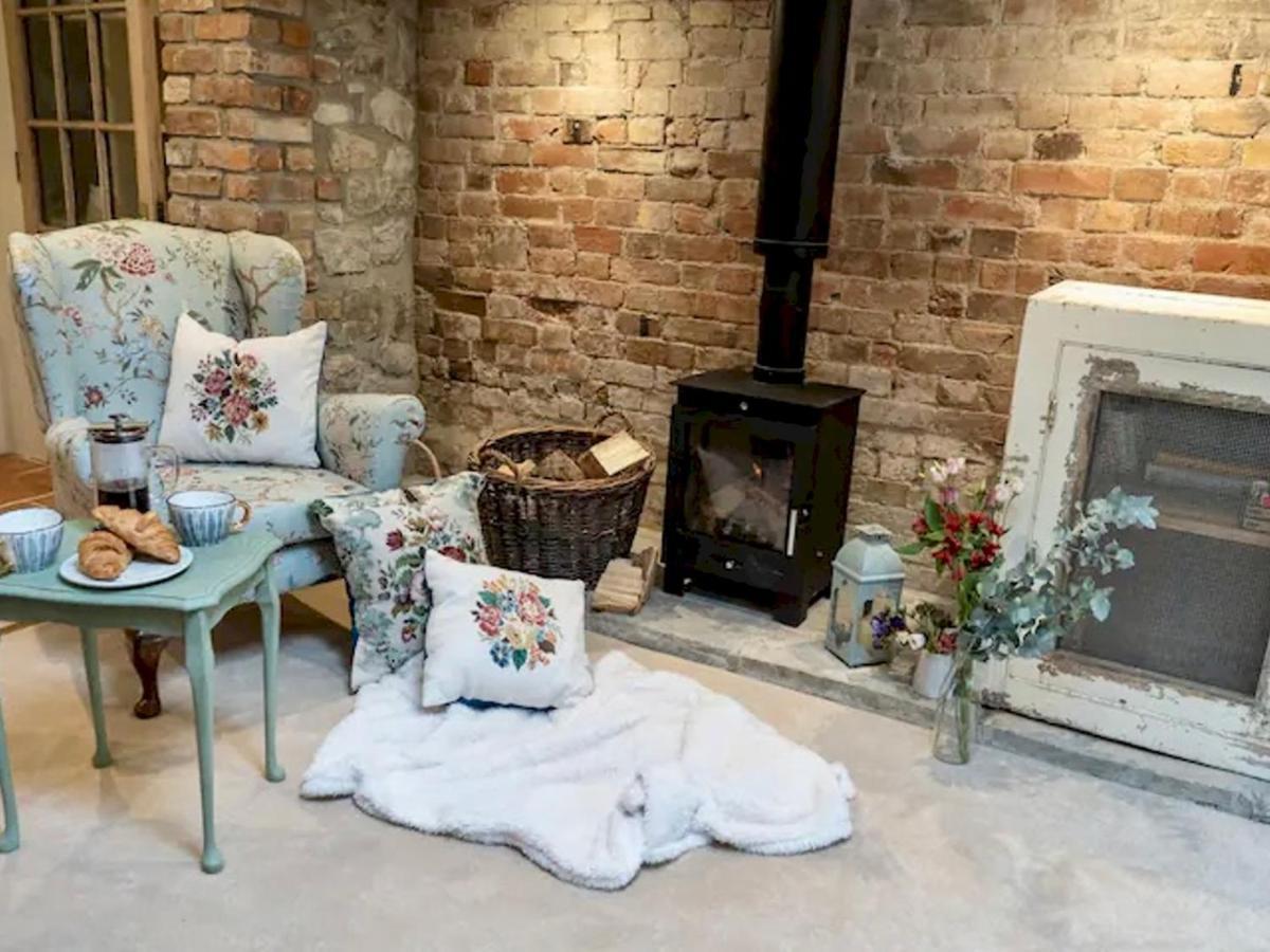 Pass The Keys Goose Feather Barn, Wedmore Luxury Cottage For Two Eksteriør billede